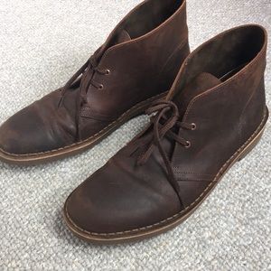 Clarks leather Chukka boots